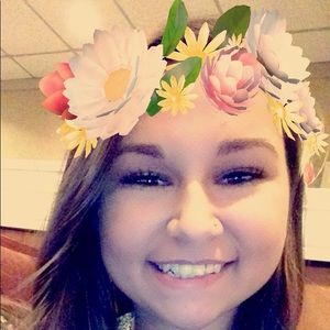 Meet your Posher, Kayla